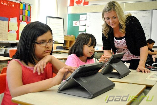 Новый 12,9-дюймовый iPad разрабатывают для школьников